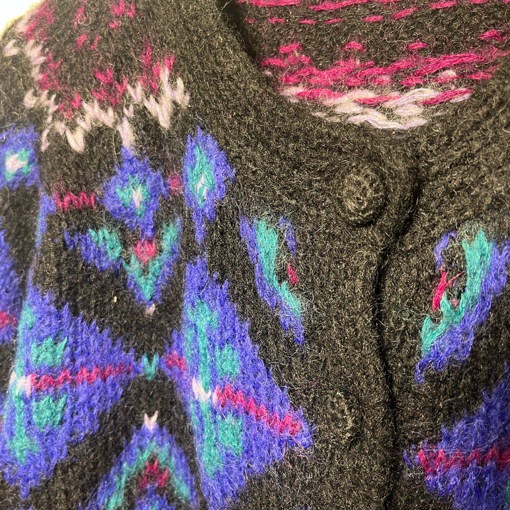 L.L. Bean Vintage Fair Isle Cardigan Size Large - Picture 3 of 6